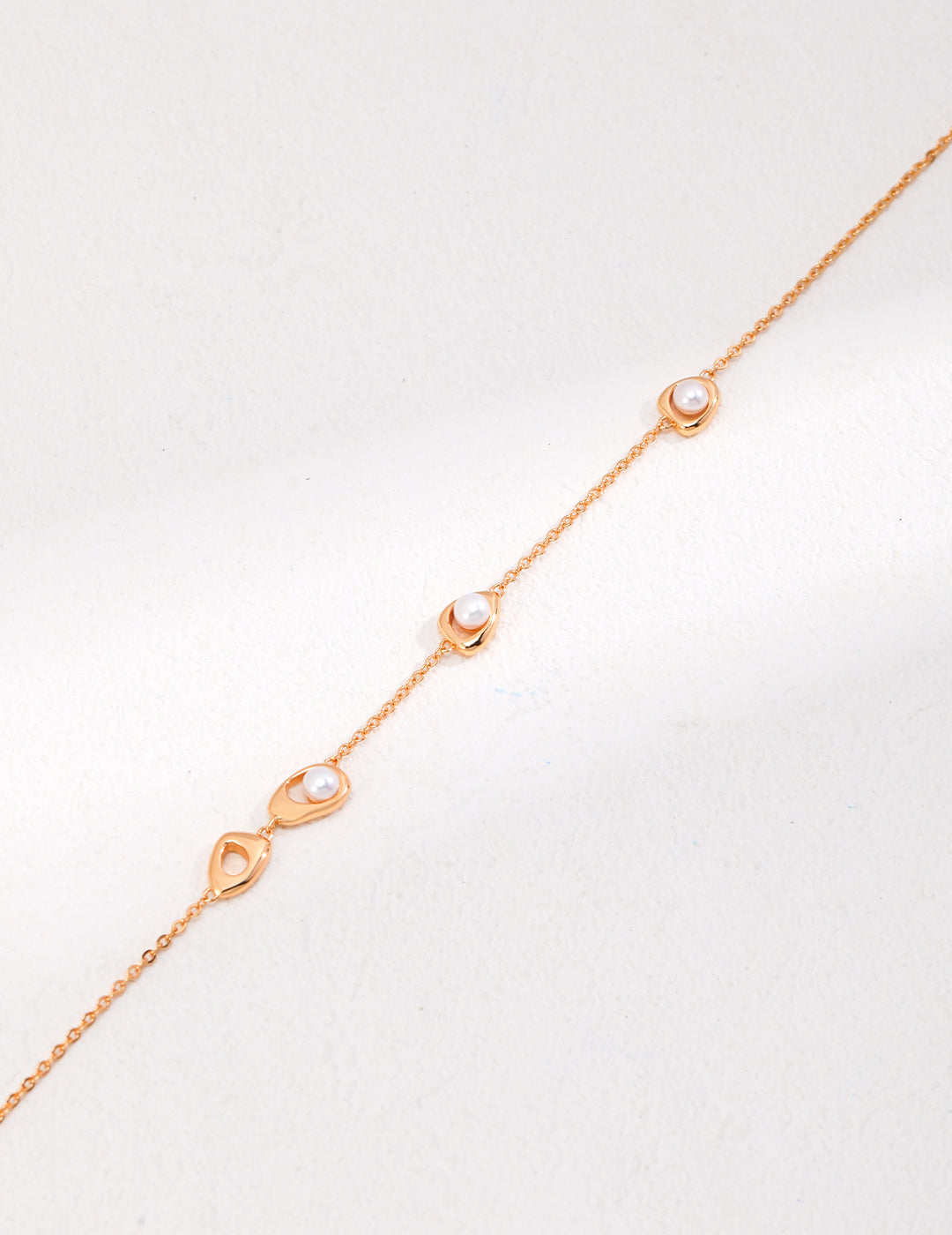 Versatile Minimalist Sterling Silver Pearl Necklace